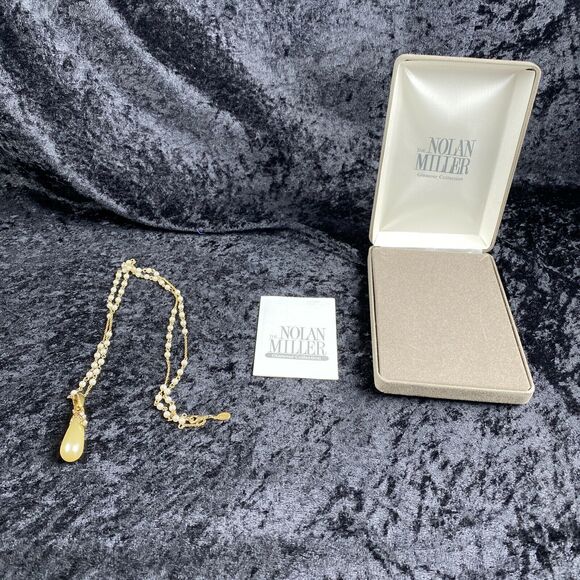 The Nolan Miller Glamour Collection Vienna Pendant Necklace Gold Teardrop Pearl - Picture 8 of 12